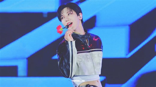 [4K超清] 240519 TEN李永钦SOLO 'Dangerous   Nightwalker’ 直拍 SBS MEGA演唱会