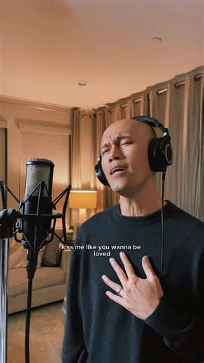 Kiss Me - Ed Sheeran (cover) #edsheeran #sheeranshorts #cover #coversong #singer