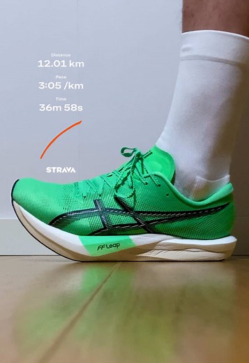 Asics Magic Speed 5 💚⚡️ Use code ”PEAK” at Top4running — LINK IN BIO #running #runningshoes #runtok #asicsrunning