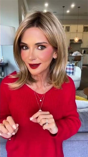 How to Feel Comfortable in Your Wig | Tips with @wigglesbywella | Ellen Wille US #ellenwille #wigs