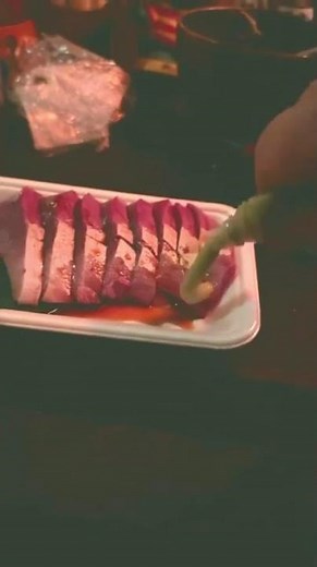 パックのままブリの刺身を食べる #shorts #吉田類の酒場放浪記 #料理