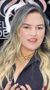 45K views · 2.2K reactions | ✨NEW LOOK DE MI MAMÁ @piolaofficial✨CHICA IMPERIO✨❤️ Díganme si no quedo mas hermosaaaaaa de lo normal?  BALAYAGE @elimperiodelcolor_ PESTAÑAS PELO A PELO @elimperiodelascejas_ UÑAS NAVIDEÑAS @elimperiodelasunas_ | Deiry Vargas | Facebook