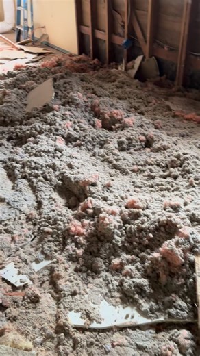 A lot to demo, stay with me! Progress on demo! And trying to fix stupid… Oh boy!!!!! Are you ready to join us with this journey? Beautiful two story house, we are about to touch everything possible !!! Let’s hold hands and go! We are removing the entire kitchen, 🧱 brick fireplace and walls! We are going to open it up to a complete open concept. 2 walls are to be removed, ✌️ downstairs bathroom and for good measure, the upstairs primary bath as well! #ninconstruction #onlythebest #construction #