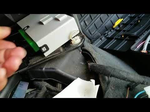 Volvo v40 2000 ECU location