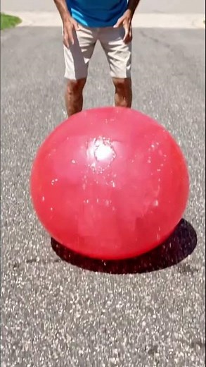 Giant Water Balloon Explosion! 🎈💧😲