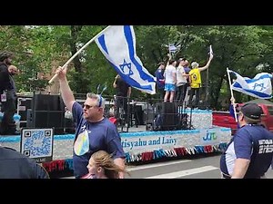 Matisyahu #Jerusalem at Salute to #Israel Parade