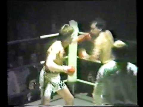 BOXING Tuesday 8 March 1983 at Ilford Palais; 5 top fights including Ken Buchanan vs Johnny Claydon