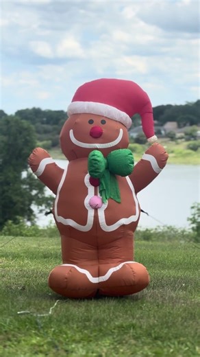 2011 tinsel bow gingerbread man #gemmy #airblown #christmas #gingerbread