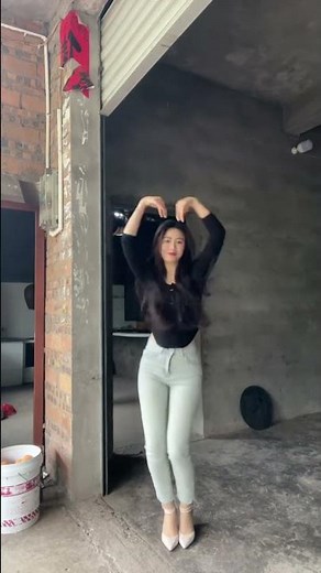 Beautiful Chinese Girls | Stunning Fashion & Beauty Moments 2025 #Shorts