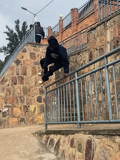 Parkour flips 🔥 #foryou #fyp #trick #flip #trending #challenge #ticktockrwanda🇷🇼 #sound