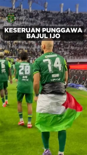 Persebaya Supporters Club on Instagram: "Momen setelah kemenangan yang meriah🤩💚 Euforia kemenangan Bajul Ijo pecah di Stadion, saat pemain Persebaya Surabaya berlari merayakan bersama Bonek dan Bonita Persebaya. Chant penuh semangat menggema, menjadikan momen ini simbol kebanggaan Green Force dan kota Surabaya. Kebersamaan pemain, Bonek, dan Bonita menegaskan identitas sejati Persebaya Surabaya: satu hati, satu suara. Setiap kemenangan adalah milik seluruh keluarga besar Bajul Ijo, bukti loyal