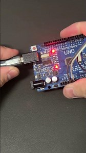 OLED Display module with an Arduino UNO #arduino #circuit #arduinoproject #maker