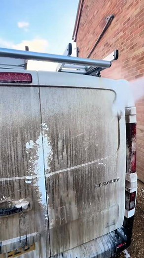 160K views · 816 reactions | So satisfying #pressurewashing #satisfyingvideo #soclean #asmrcleaning #cleanwithme | cleaningpro79 | Facebook