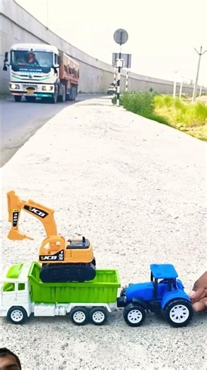 Remote control tractor 🚜 and JCB toy trac #toytrac #youtubeshorts #rc_tractor #toytractor #tractor