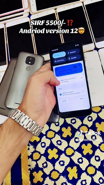 Samsung Phone at Just 5500/-!