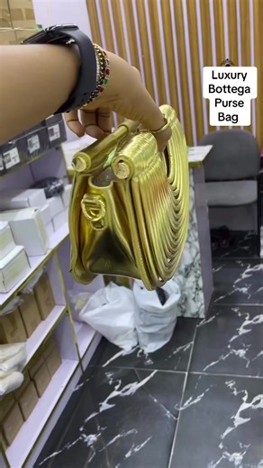 Luxury Bottega Purse Buying Guide for Moms