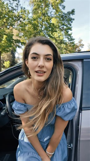 Lynk & Co Chile on Instagram: "Como cuando tu Lynk & Co 06 deja de ser solo un SUV y se vuelve tu lugar favorito. ✨🚘 Agenda tu test drive y vive la experiencia premium en www.lynkco.cl #LynkCo06 #LynkCo #LynkCoChile"