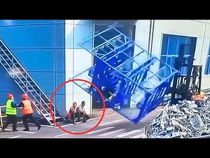 REALLY BAD FORKLIFT ACCIDENT 💀