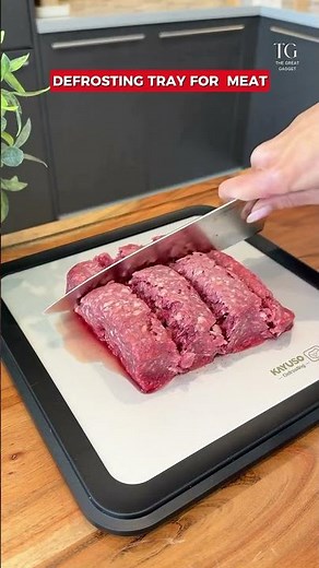 Fast Meat Defrosting Hack ⚡ USB Smart Thawing Tray vs Traditional Methods | Kitchen Review #shorts