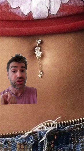 #greenscreen not stopping till we get answers!! Who made this belly ring and where do we get one?! #britneyspears #bellyring #2000s