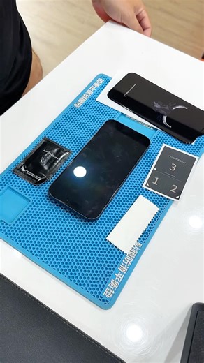 HD (2.7D) Premium Silk Tempered Glass Screen Protector For iPhone 17 Pro Max #shorts