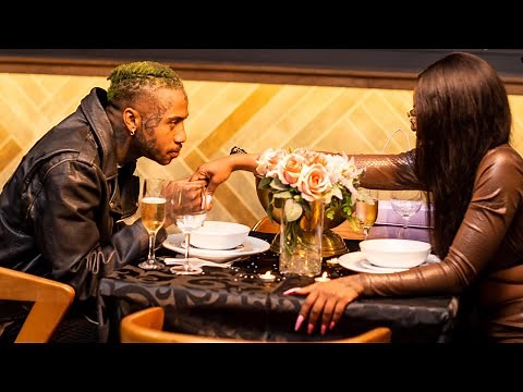 Themba Broly & Dj Tira Feat Skye wanda, Prince Bulo & Q Twins - Uyangifaka (Official Music Video)