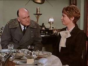 111 - Ein Käfig voller Helden