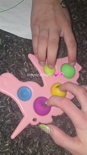 #fidgets #2020 #simpledimple #simpledimplepopitsquish