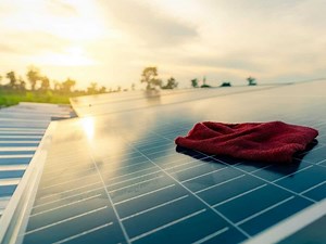 Solar Panel Cleaning Equipment (the Right Way) - Solar Panel Installation, Mounting, Settings, and Repair.