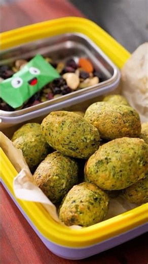 Trending Spinach Makhana Nuggets | Kids Tiffin Box Ideas | Easy Breakfast Recipe #recipe