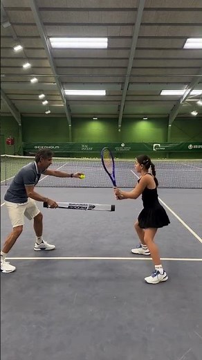Tennis backhand beginner drills to help understandthe drop-head action