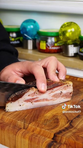 HomemadeSeason: Pasta alla Zozzona (Roman Comfort Food) 😍🍝 Rich, messy, and absolutely legendary. Pasta alla Zozzona — crispy guanciale, juicy salsiccia, tomato sauce, egg yolks and Pecorino all coming together into pure Roman comfort food. 🍝🔥 This one is not elegant… it’s perfect. Save it. Ingredients \t•\t400 g pasta (rigatoni or mezze rigatoni) \t•\t200 g guanciale (or pancetta), diced \t•\t250 g Italian sausage (salsiccia), casing removed \t•\t1 tbsp tomato paste \t•\t400 g canned peeled