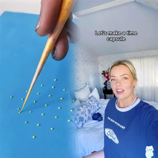 Making a time capsule 💕