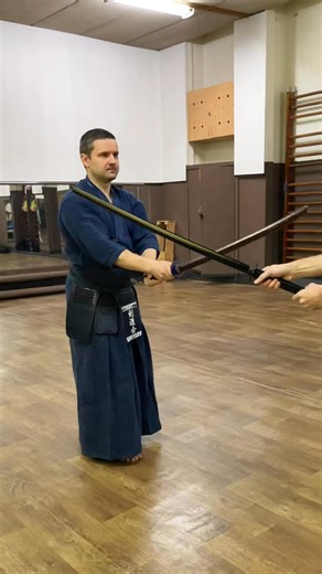 Клуб KENDOKAI | In our club, we don’t train only with the shinai. We also regularly and deliberately practice with the bokuto. Bokuto ni yoru Kendo Kihon... | Instagram