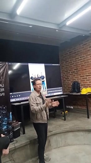 Lo dijo Rockefeller, y no era solo un pensamiento, sino un mantra: “Prefiero ganar el 1% del esfuerzo de 100 personas que el 100% de mi propio esfuerzo” Que tu siguiente fuente de ingresos o cartera patrimonial combine los bienes raices, el interes compuesto y comunidad, es lo mas poderoso que existe para resolver tu futuro financiero. Si quieres mas info solo pide. | Miguel Ángel Parada Montaño