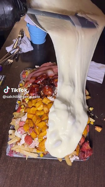 Deliciosas Salchipapas en Diciembre en Pasto