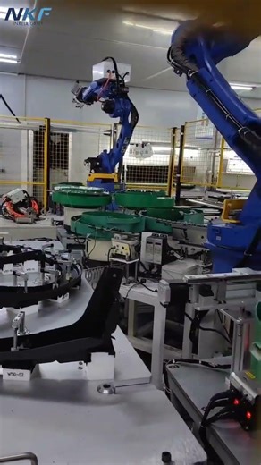 Demonstration of automated applications for #Yaskawa robots in the automotive plastics industry.