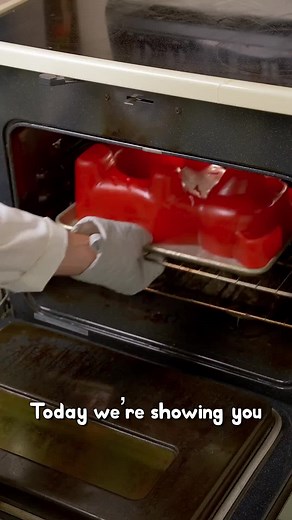 Vat19 on Instagram: "Buy here: https://www.vat19.com/item/26-pound-party-gummy-bear #shorts #vat19 #curiouslyawesome #gummybears Subscribe to Vat19: http://www.youtube.com/subscription_center?add_user=vat19com Visit the Vat19 Headquarters: https://www.vat19.com/tour ****************** Follow Vat19: TikTok: https://www.tiktok.com/@vat19?lang=en Facebook: https://facebook.com/vat19 Instagram: https://instagram.com/vat19/ Twitter: https://twitter.com/vat19 Shop hundreds more curiously awesome produ