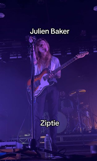 “Good God, when're you gonna call it off? Climb down off of the cross, and change your mind?” 🖤 Julien Baker performs “Ziptie” at @The Bellwether in Los Angeles, California on 25 October 2024. Night 1 of 4. 💙 #julienbaker #julienbakertiktok #julienbakersuperiority #fypシ #boygeniustiktok