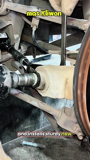 How to Properly Replace Car Rear Suspension Bushings#shorts #mechanic #automotive #carrepair #diy