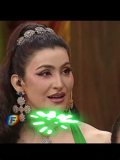 elvish ko show me na anekeliya boldiya💀🫨😱#elvishyadav #shortsviral #youtube #ytstodio #comedyroast