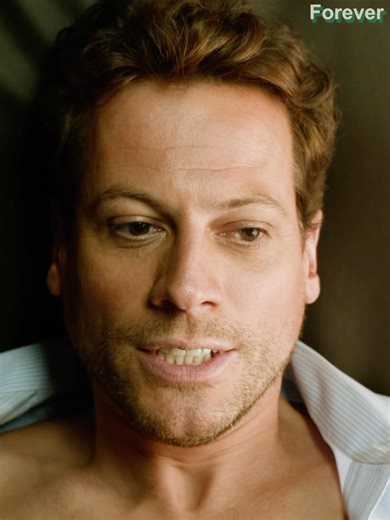 He chose to search for clues by experiencing the way the victim was killed. #movie #film #tvshow