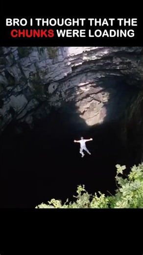 Chunks still loading...... #minecraft