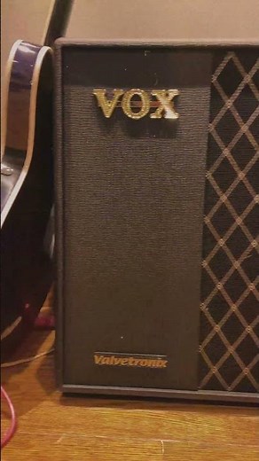 Jaw dropping tone that goes beyond the realm of previous modeling amps: VOX Valvetronix VT100X