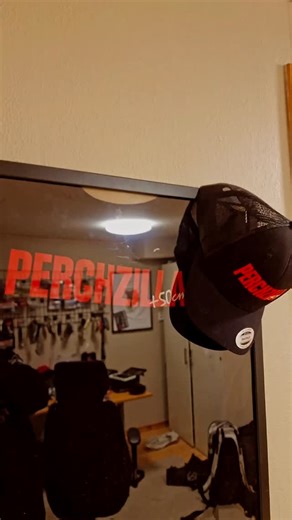 Packar & fixar inför resan till Perchzilla med mina stekheta vänner: @andreasnejstgaard @marcusaxelsson96 @chrisklafford @catgrv @holmberj @ryd.henrik Har packat i stort sett alla olika kräftor, hårdbeten, jiggar & annat konstigt borrarna där nere garanterat aldrig har sett innan, fått iordning på alla rullar med nya linor & bestämt mig för vilka spön jag ska ta med, inte helt lätt ändå 😅 Men sacka om att denna resan kommer bli EPISK! See you soon Ruben 😎🥳 @perchzilla_guides_and_rentals_ @int