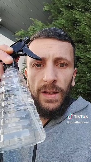 Fabrique toi-même un désherbant très puissant !