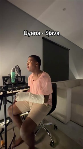 Acoustic Cover of Uyena by Sjava