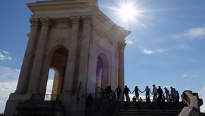 Montpellier : la place royale du Peyrou pour le carnaval occitan