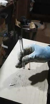 自作ファイヤーピストン(圧気発火器)着火実験