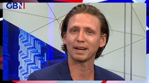 'The fact that I don't really offend people is perhaps what the establishment doesn't like about me.' Calvin Robinson is joined by Alistair Williams, who recently found his material was too much for Youtube which resulted in it being removed. 🖥 GB News on YouTube https://bit.ly/3vAYaw0 | GB News